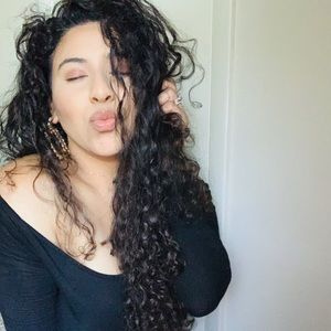 Meet your Posher, Karina